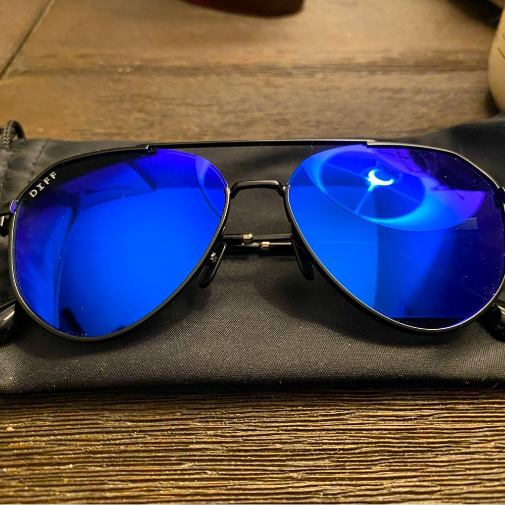 Diff Eyewear Lil’ Dash Sunglasses